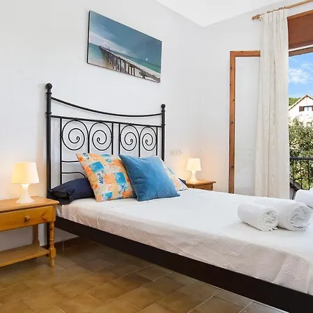 Tensi - - Propietario Nyaraló *